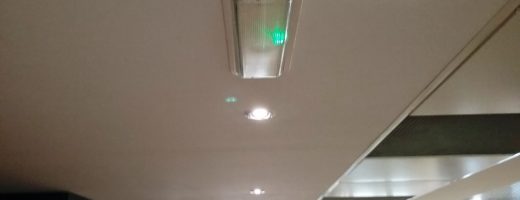 Instalación de iluminación de Emergencia en edificio público